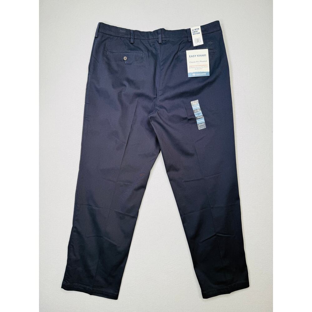 Dockers Men's Easy pleat front Khaki Stretch Pants Dockers Navy 40x32 $66